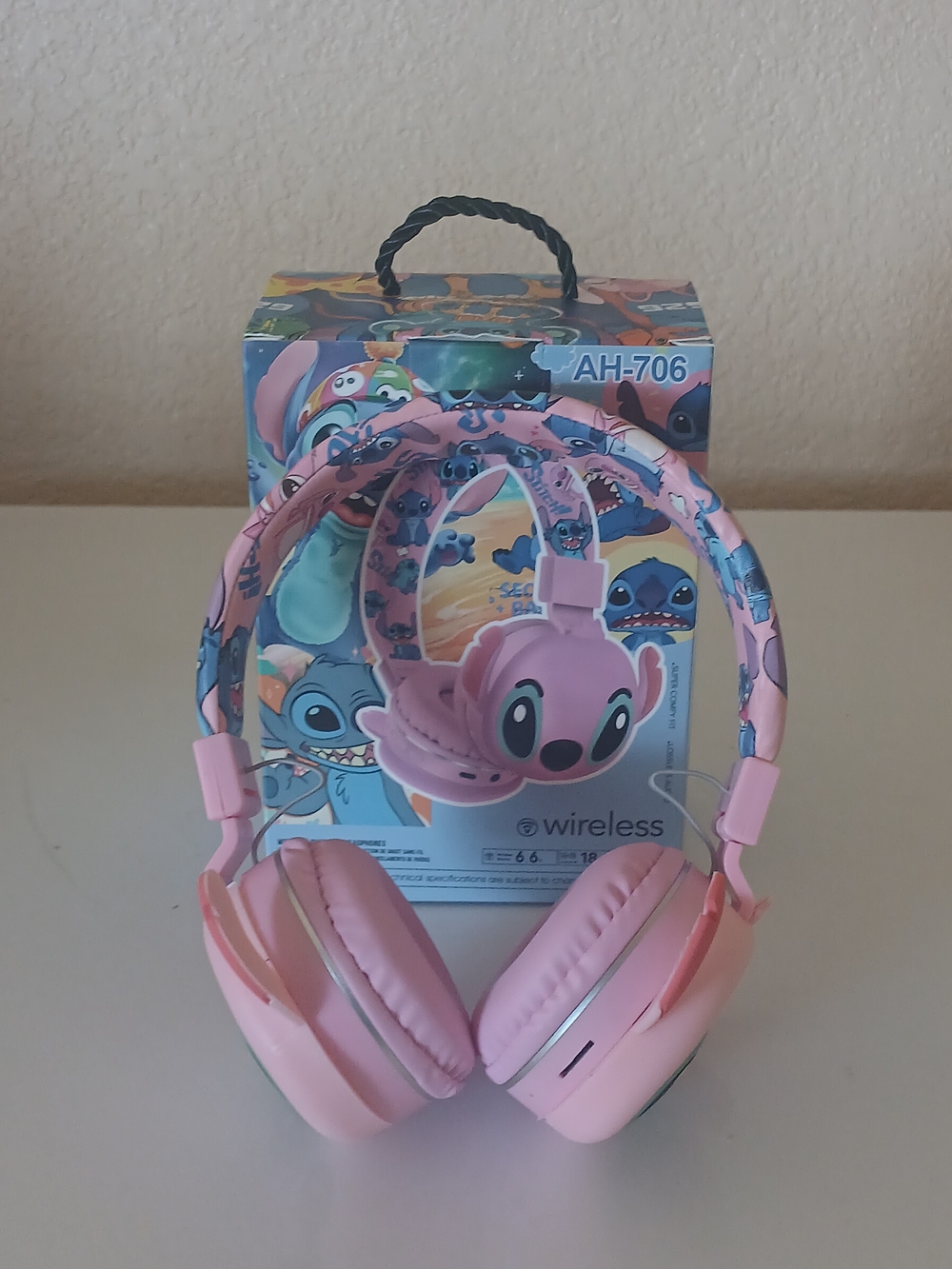Pink Stitch-themed Wireless Kids Headphones